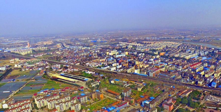 江西南昌縣一個(gè)大鎮(zhèn),多條鐵路過境,是全國千強(qiáng)鎮(zhèn)之一